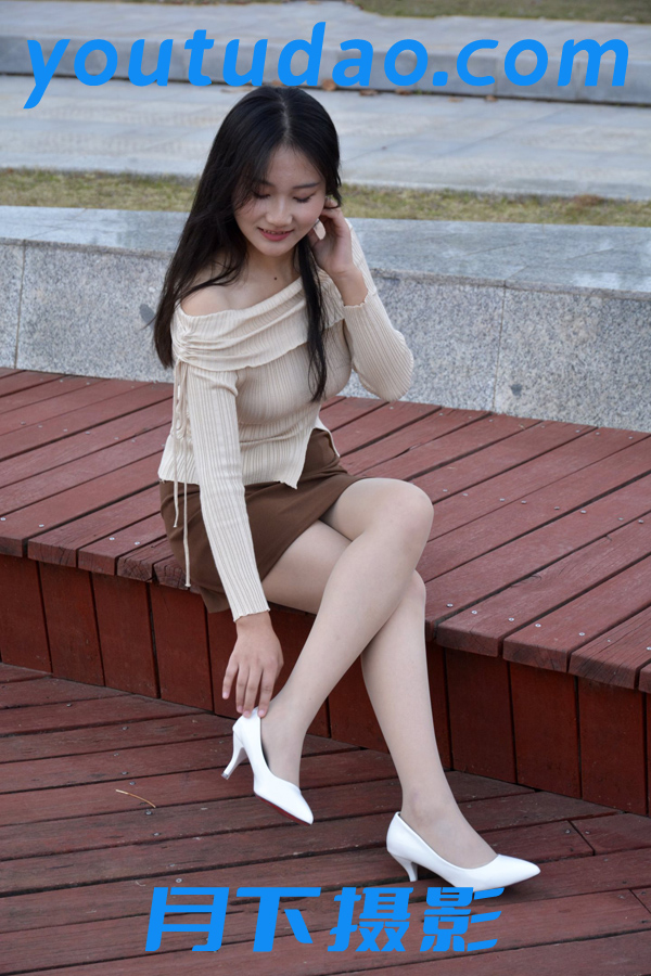 月下摄影 全站合集打包下载